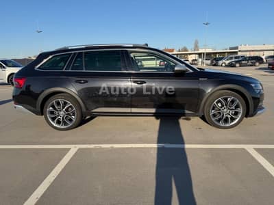 Skoda Superb 2.0 TDI*4x4*SCOUT*DSG*VIR*PANO*MATRIX*AHK — slika 6