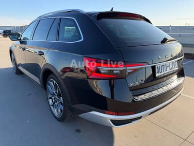 Skoda Superb 2.0 TDI*4x4*SCOUT*DSG*VIR*PANO*MATRIX*AHK — slika 3