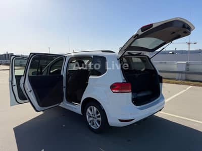 Volkswagen Touran 2.0 TDI*DSG*7x SITZ*PAN*VIRTU*NAVI*KAMERA — slika 26