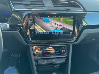 Volkswagen Touran 2.0 TDI*DSG*7x SITZ*PAN*VIRTU*NAVI*KAMERA — slika 13