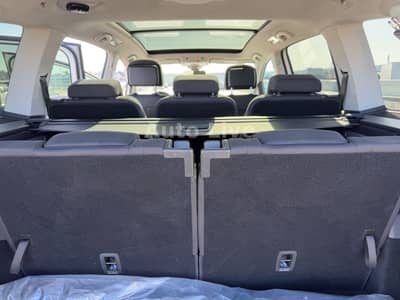 Volkswagen Touran 2.0 TDI*DSG*7x SITZ*PAN*VIRTU*NAVI*KAMERA — slika 11