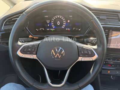 Volkswagen Touran 2.0 TDI*DSG*7x SITZ*PAN*VIRTU*NAVI*KAMERA — slika 9