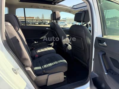 Volkswagen Touran 2.0 TDI*DSG*7x SITZ*PAN*VIRTU*NAVI*KAMERA — slika 22