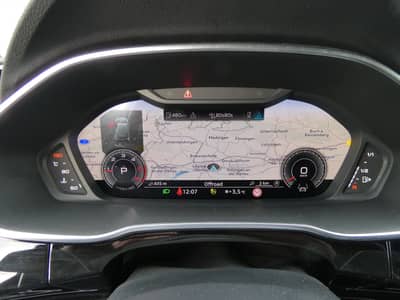 Audi Q3 40 TDI Quattro LED Virtual ACC STHZG Kamera — slika 9