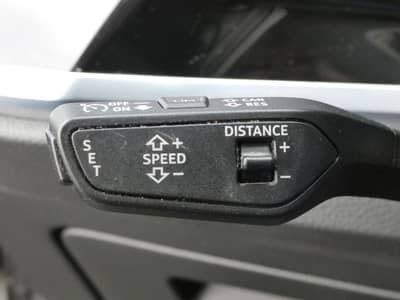 Audi Q3 40 TDI Quattro LED Virtual ACC STHZG Kamera — slika 19