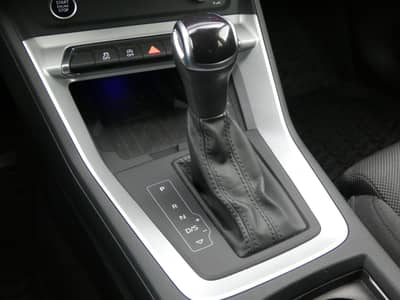 Audi Q3 40 TDI Quattro LED Virtual ACC STHZG Kamera — slika 17