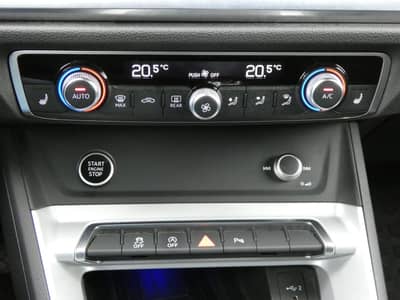 Audi Q3 40 TDI Quattro LED Virtual ACC STHZG Kamera — slika 16