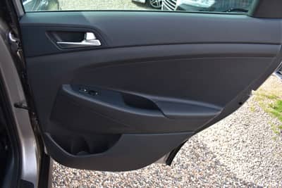 Hyundai TUCSON Tucson Style 2WD Panorama Dach Bluetooth Schaltr — slika 28