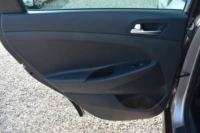 Hyundai TUCSON Tucson Style 2WD Panorama Dach Bluetooth Schaltr — slika 32