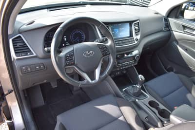 Hyundai TUCSON Tucson Style 2WD Panorama Dach Bluetooth Schaltr — slika 12