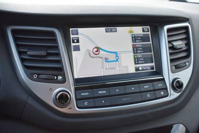 Hyundai TUCSON Tucson Style 2WD Panorama Dach Bluetooth Schaltr — slika 23