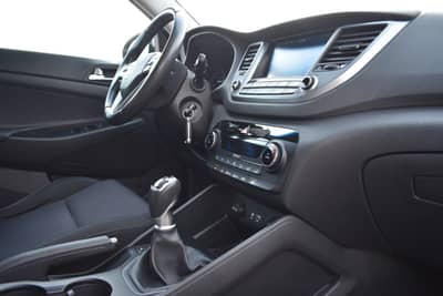 Hyundai TUCSON Tucson Style 2WD Panorama Dach Bluetooth Schaltr — slika 20