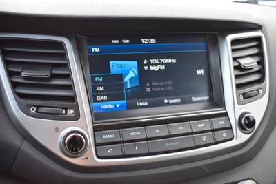 Hyundai TUCSON Tucson Style 2WD Panorama Dach Bluetooth Schaltr — slika 26