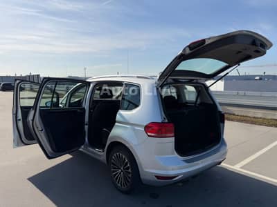 Volkswagen Touran 2.0 TDI*DSG*7-SIT*VIRT*NAVI*LED*KEYLGO! — slika 27