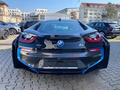 BMW i8 Coupe Pure Impulse Harman-Kardon/HuD/360°/LED — slika 17
