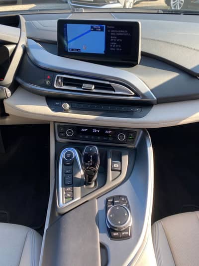 BMW i8 Coupe Pure Impulse Harman-Kardon/HuD/360°/LED — slika 9