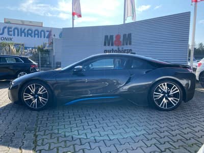BMW i8 Coupe Pure Impulse Harman-Kardon/HuD/360°/LED — slika 3