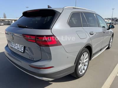 Volkswagen Golf 2.0 TDI DSG 4M*ALLTRACK*PANO*VIRTU*IQ*AHK!! — slika 5