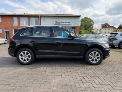 Audi Q5 2.0 TDI 140 kW quattro Keyless Side Assist — slika 22