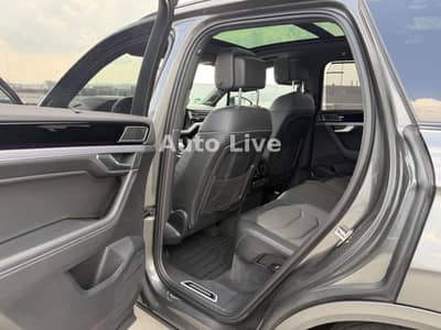 Volkswagen Touareg 3.0 TSI*R LINE*BlackS*PAN*MATRI*LUFT*VOL — slika 30