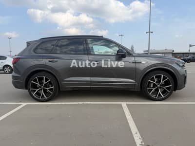 Volkswagen Touareg 3.0 TSI*R LINE*BlackS*PAN*MATRI*LUFT*VOL — slika 6