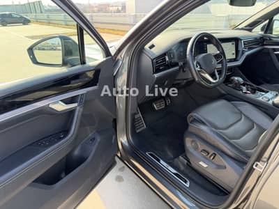 Volkswagen Touareg 3.0 TDI*R LINE*BlackS*PAN*MATRI*LUFT*VOL — slika 17