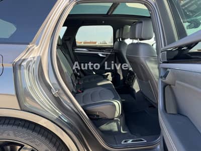 Volkswagen Touareg 3.0 TDI*R LINE*BlackS*PAN*MATRI*LUFT*VOL — slika 15