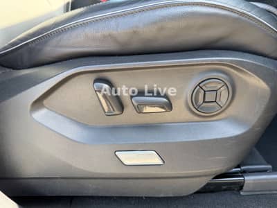 Volkswagen Touareg 3.0 TDI*R LINE*BlackS*PAN*MATRI*LUFT*VOL — slika 18