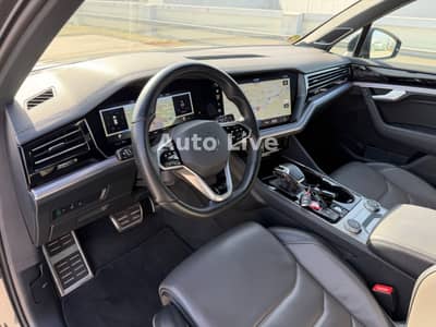 Volkswagen Touareg 3.0 TDI*R LINE*BlackS*PAN*MATRI*LUFT*VOL — slika 21