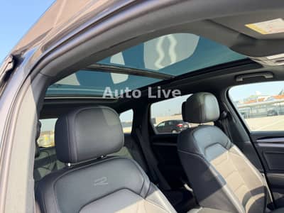 Volkswagen Touareg 3.0 TDI*R LINE*BlackS*PAN*MATRI*LUFT*VOL — slika 12