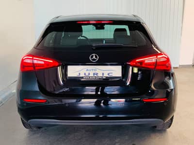 Mercedes-Benz A 180 d Business°NAVI°SHZ°TEMP°PDC° — slika 3