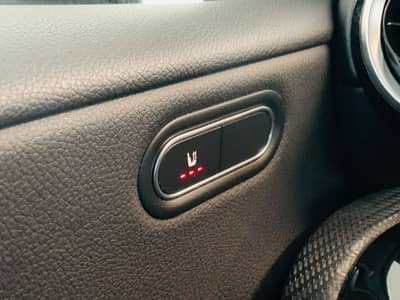 Mercedes-Benz A 180 d Business°NAVI°SHZ°TEMP°PDC° — slika 20