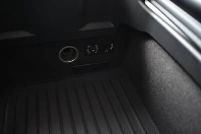 BMW 640 i Coupe Schwarz Schwarz — slika 22