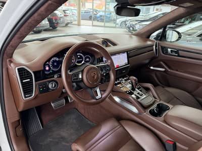 Porsche Cayenne Turbo SE Matrix ACC Pano 360KAM VOLL — slika 13