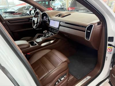 Porsche Cayenne Turbo SE Matrix ACC Pano 360KAM VOLL — slika 16