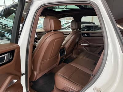 Porsche Cayenne Turbo SE Matrix ACC Pano 360KAM VOLL — slika 24
