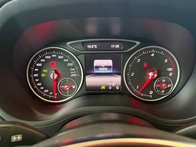 Mercedes-Benz B 220 CDI AMG Line PANO LED KAM Standheizung — slika 18