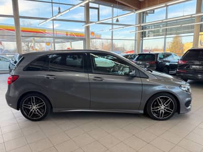 Mercedes-Benz B 220 CDI AMG Line PANO LED KAM Standheizung — slika 5