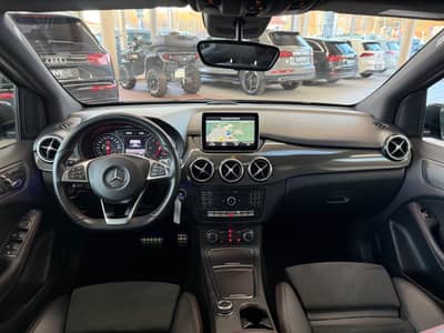 Mercedes-Benz B 220 CDI AMG Line PANO LED KAM Standheizung — slika 12