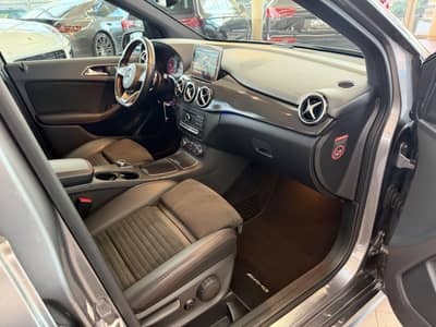 Mercedes-Benz B 220 CDI AMG Line PANO LED KAM Standheizung — slika 16