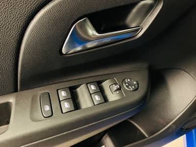 Opel Corsa F GS°KAMERA°LED°SHZ°NAVI° — slika 24