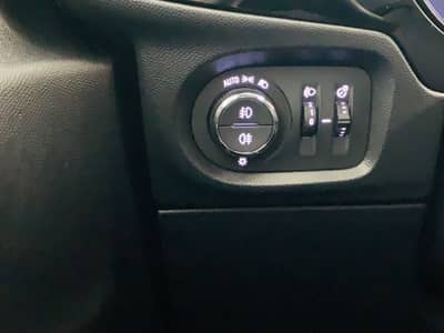 Opel Corsa F GS°KAMERA°LED°SHZ°NAVI° — slika 19