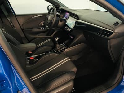 Opel Corsa F GS°KAMERA°LED°SHZ°NAVI° — slika 15