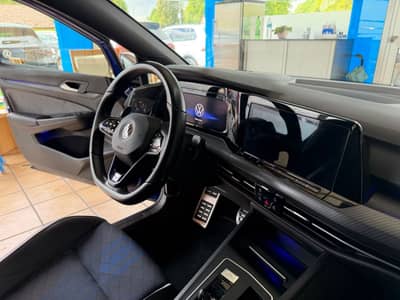 Volkswagen Golf VIII Lim. R 4Motion — slika 8