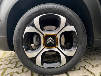 Citroën C3 Aircross Rip Curl Pano/HuD/HIFI-System/Assist — slika 21