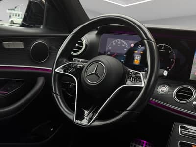 Mercedes-Benz E 220d Lim. Avantgarde Facelift*LED*Ambiente*Kam — slika 13