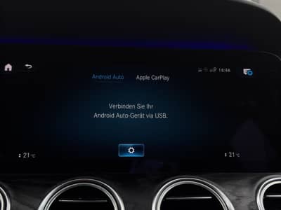 Mercedes-Benz E 220d Lim. Avantgarde Facelift*LED*Ambiente*Kam — slika 18