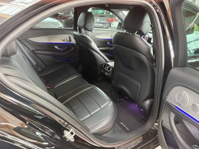 Mercedes-Benz E 350 Lim. AMG-Paket LED 360KAM Burmester — slika 24