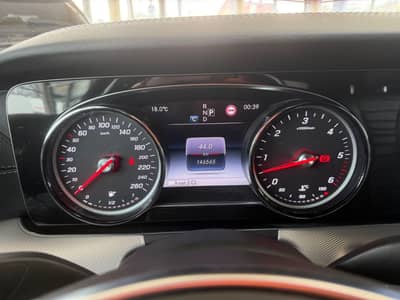 Mercedes-Benz E 350 Lim. AMG-Paket LED 360KAM Burmester — slika 18