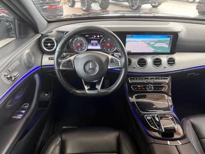 Mercedes-Benz E 350 Lim. AMG-Paket LED 360KAM Burmester — slika 11